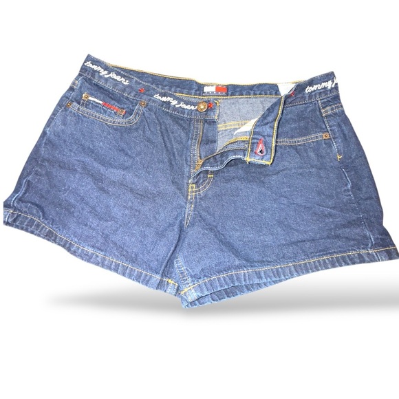 Tommy Hilfiger Vintage Y2K 90’s Preppy Embroidered Logo Denim Shorts - Picture 2 of 15